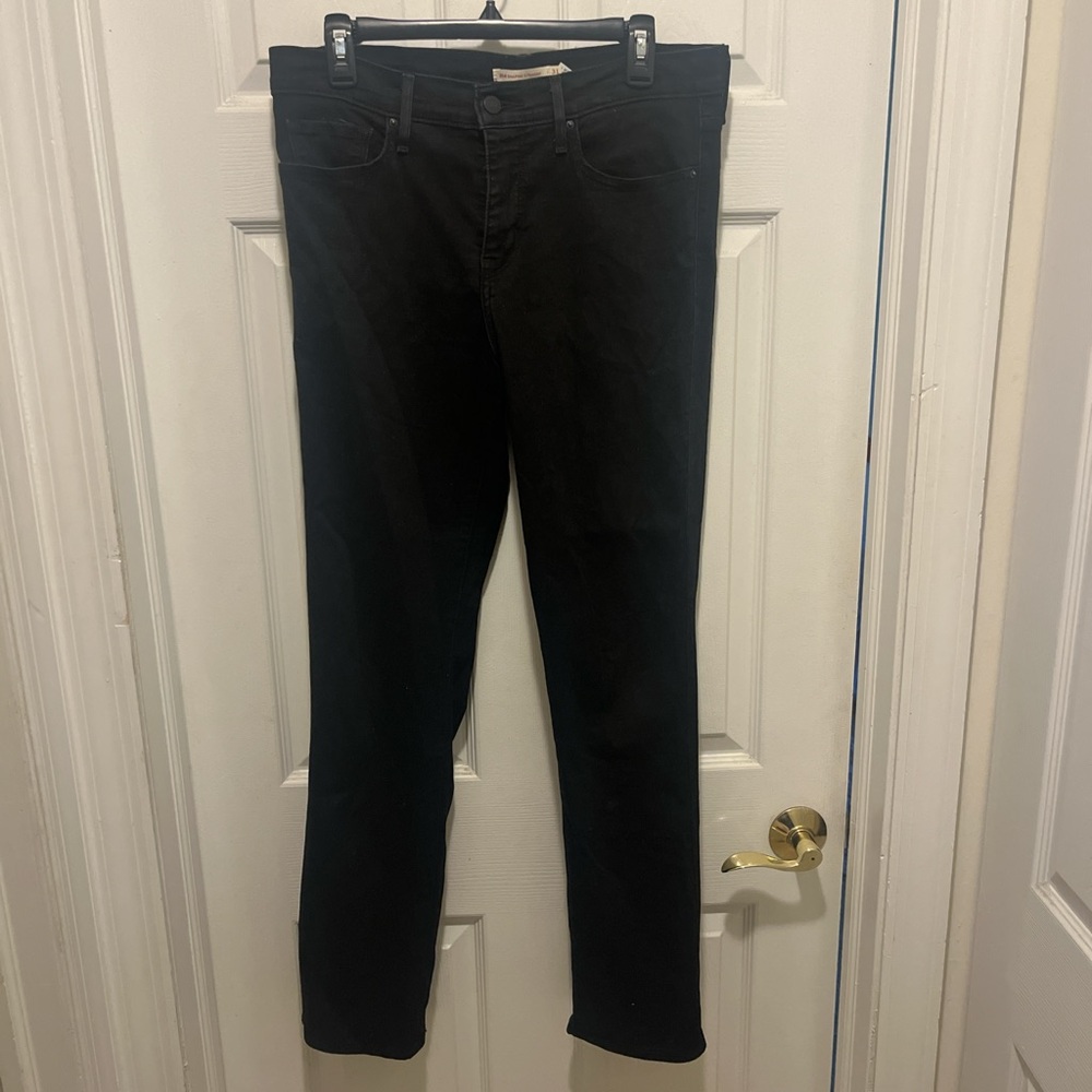 Levi's Women's Black Straight Leg Jeans